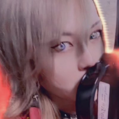 shionviolinroom's profile picture. 6月に慣れずなYouTube始めました💧🎻＆雑談で自己満から始まりますが、絶対上手くなって目標は野外から☆日々🎻YouTuber拝見してます！無言フォロー多くてすいません🙇‍♂️猫3匹＆デグー１匹＆ハムスター2匹大事な家族🏠 #バイオリン #バイオリン初心者 #YouTube初心者 #バイオリン友達欲しい