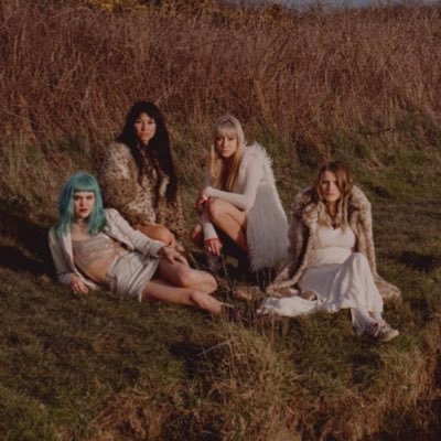 🔮 ALL FEMALE ALT-FOLK BAND 🖤. . Telling the stories that the ravens have witnessed since the dawn of time🖤 Debut Single 