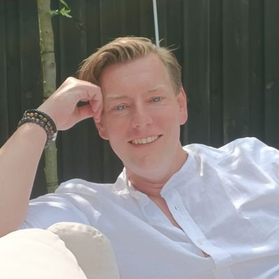 renetroost's profile picture. Vader van Zoë / Voetbal, muziek, lekker eten & drinken / Manager Shared Service Center bij Adecco Nederland