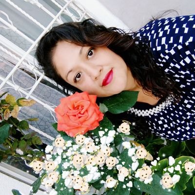 84Elizacz's profile picture. soy alegre