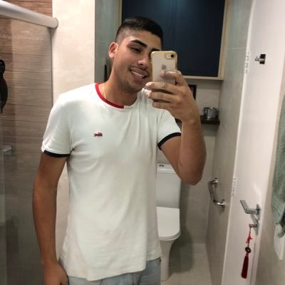 _ojuniorr's profile picture. ✋🏽