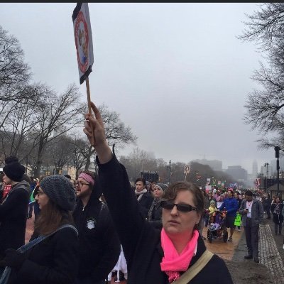 https://t.co/7d7ElF8Is4 Worker.Advocate.Educator.politics/news junkie,progressive Social DEM,poet,Tomboy!dm🚫hate🚫Unity 4 progress,yes!❤️Roll up your sleeves!💪✊🌊