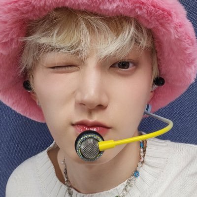 RR_8O6's profile picture. #AIMERS #은준