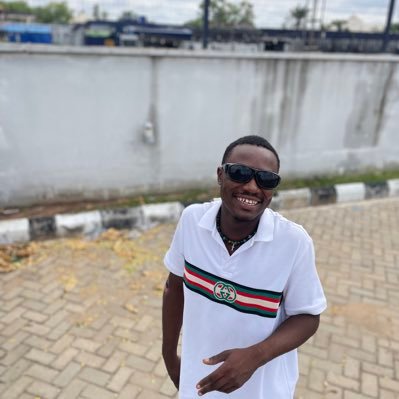 MIbi00's profile picture. ⚡ Moments!