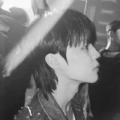 Luochano's profile picture. ติดศิลปากรแล้ว