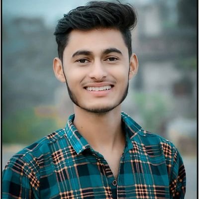 1.....All our dreams can come true if we have
the courage to pursue them.....!
2......👉*जो मेहनत पर भरोसा करते हैं,
वो किस्मत की बात कभी नहीं करते *👈