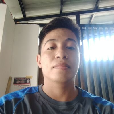 Artdomz2's profile picture. Derm