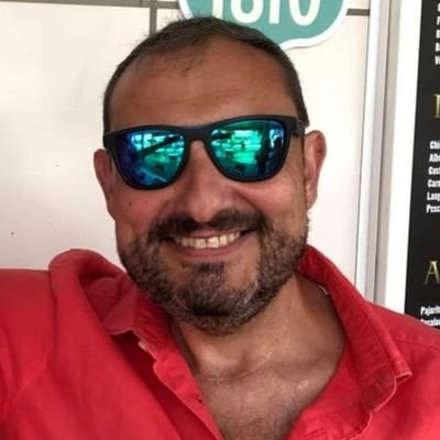 Gaditano nacido en Sevilla. Escribo sobre mis pasiones, y vengo a pasarlo bien.
Y la Humildad venció...