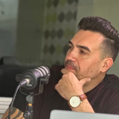 thesmartcastbr's profile picture. Bem-vindos ao podcast “História de Imigrantes”. Episódios reais e histórias inspiradoras de brasileiros que deixaram o Brasil em busca de seus sonhos.