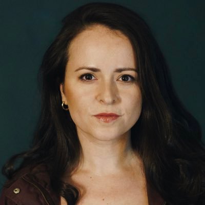 Actress 📍 NYC | prev life: Emmy Award-winning News Reporter @WESH @16waptnews | mostly here for theater & reality TV tea | IG: hadas.brown 📸she/her | be kind