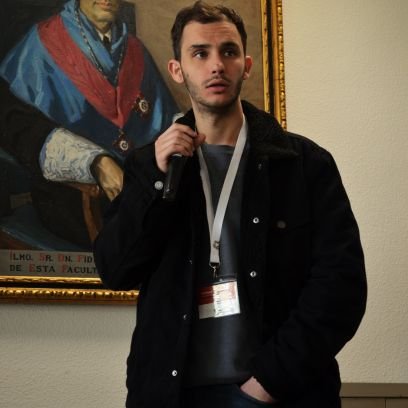 Matemático. Investigador predoctoral en @_ICMAT. Secretario de @dignimad_madrid.