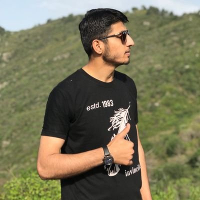 ZohaibH68111241's profile picture. 💜Student of Literature and Research ❤️
لا الہ الااللہ محمد رسول اللہ ❤️