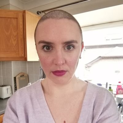MarionLCautrice's profile picture. Autrice - Cévenole 100% pur jus en Irlande depuis 2019 - She/Elle - #alopecia