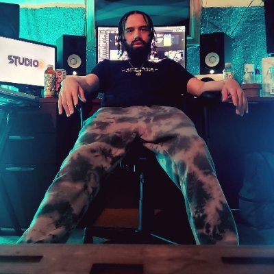 Artist | Producer | Gamer | Spotify ForeverYUNG
https://t.co/r6r5wXCK2o