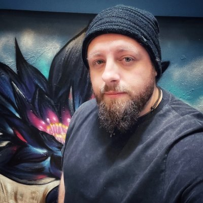 Patchwork_Boy's profile picture. Software Developer • Musician/Singer/Songwriter • 🇬🇧