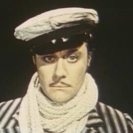 ScoobyDoo_mini's profile picture. looking