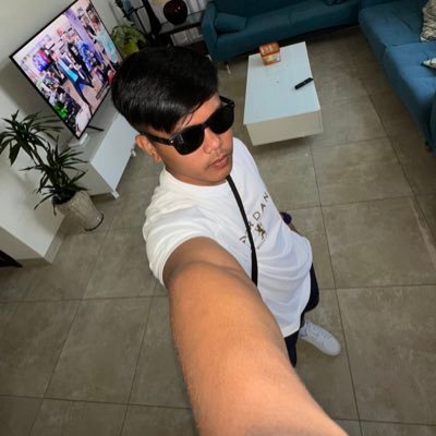 @skurtraaa