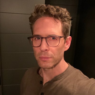 GlennHowerton00's profile picture. Four Walls on sale now! All proceeds go to hospitality workers in need. https://t.co/rYyZvNEeTZ
Instagram: @glennhowerton Podcast: https://t.co/7F14o6TkqR thesunnypodcast