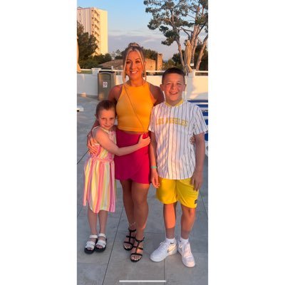 Mamma of two beautiful children Maddox & Winter-Rose.👩‍👧‍👦Advanced Support care worker for vunerable/challenging adults.