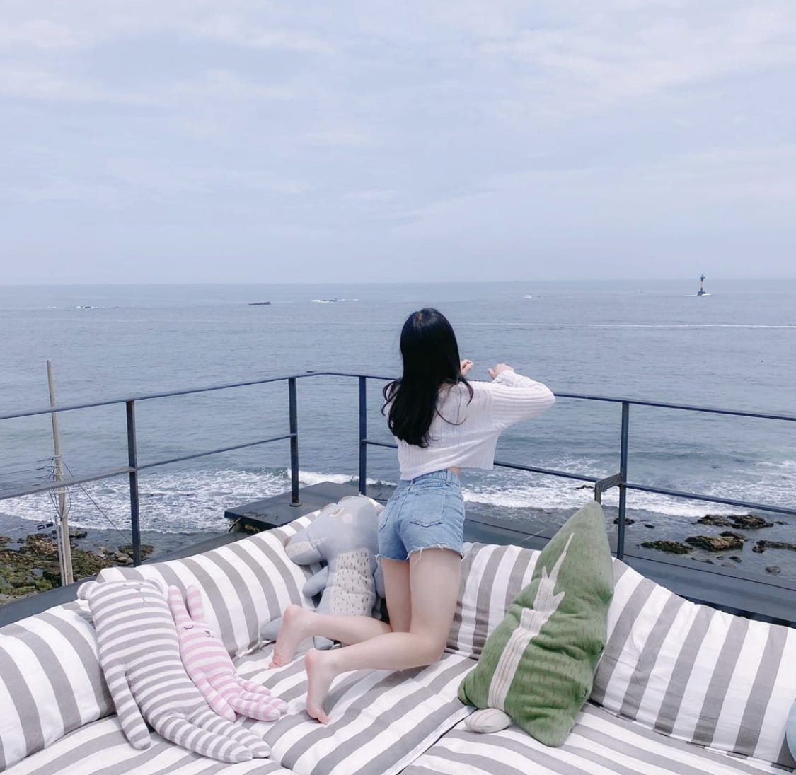 Ayumi842024801's profile picture. 人妻だけどレス。でも性欲は人の3倍。フォローしてくれたら誘います。