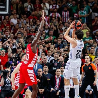 Albacete Baloncesto 🆎,Real Madrid🏀⚽,🚗🚙,👫👪, mi locura pasión ⛹💚💜 .