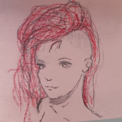 Feminista. Anarquista relacional. Siempre con sueño(s). Uso TW para quejarme y procrastinar.