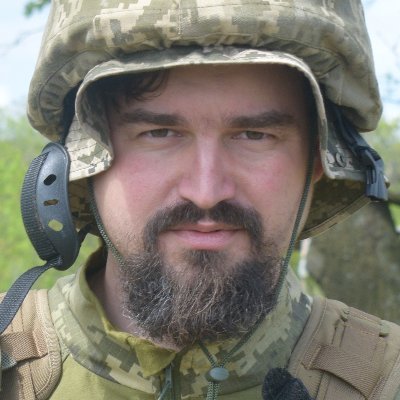 Політичний аналітик, публіцист, журналіст-розслідувач, блогер, громадський активіст, гарний хлопець, боєць 14 роти Української Добровольчої Армії