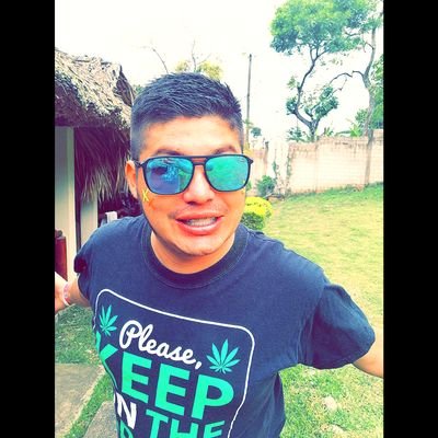 Legalize It 🇧🇴
Necesito cafeína para vivir ☕