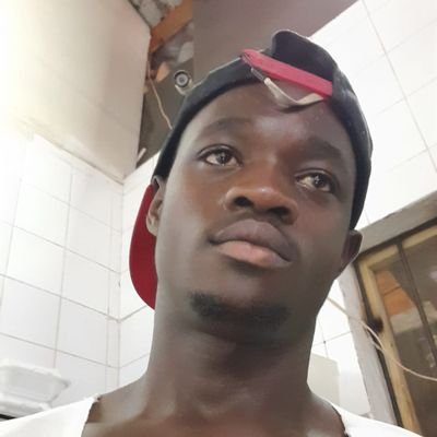 black50074's profile picture. We are 12 siblings I was born alone and I'm still alone💔💣🖤