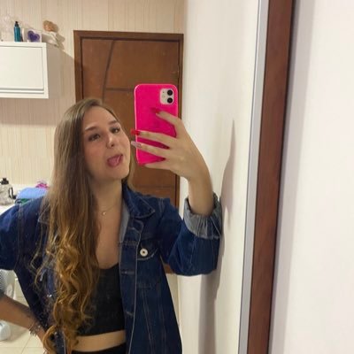 chata pq sou bonita, se fosse feia eu tinha q ser simpática