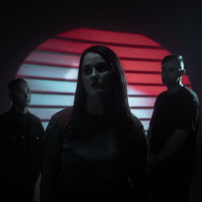 Formed in 2014, Fifth Dawn have readily and steadily garnered attention as Australia’s pre-eminent producers of female-lead alternative rock.