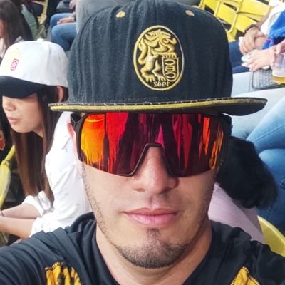 36 años / 😁 Administrador / Logístico / DJ Profesional 🥳 / Caraquista 🦁& Liceista 🐯 / Amante del sushi 🍥 & hamburguesa 🍔 / entre otras cosas 😏