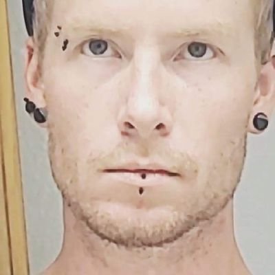 I'm just here for the music and friends
RE4 and 2005 deathcore molded my personality