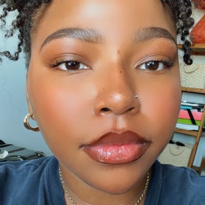 suprremme's profile picture. 1908 💕💚