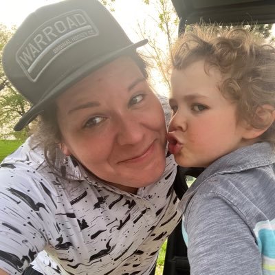 Mo. Wife, boy mom x2, washed up MIAC hockey+golf player/coach, Warroad native, top 10 bogey golfer in the RRV, 'You're never too old to get better!’