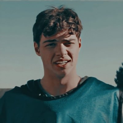 “ There’s nothing worse than not feeling chosen.” Fake| TATBILB|