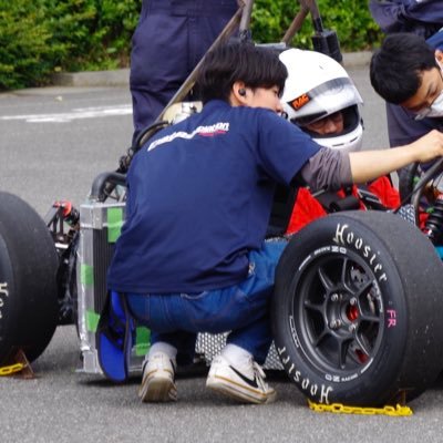 円陣会/たぶん老害/きいろ🟡のビートの人/Nihon Univ CST M2/Engine/クソ雑魚制御学徒/速いのりものすき🏎🏍/雑多なアカウント