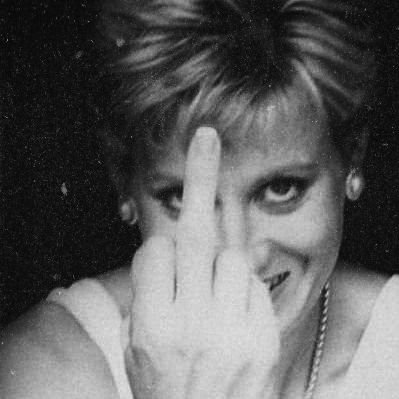 ᛚᛟᚢᛖ ᛁᛊ ᚨ ᛞᚨᚷᚷᛖᚱ 🗡️ she/her/ella. 23🥀