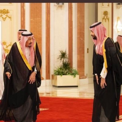 ومن لا بناها صح طاحت مبانيه