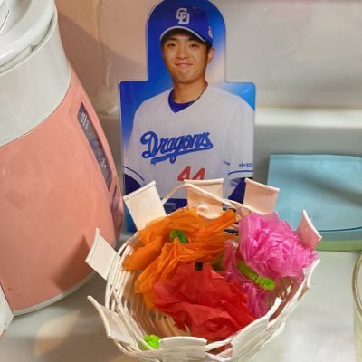 ganbare_gunji's profile picture. たまたまドラゴンズの祝いくじで引き当てた郡司のアクリルスタンドに淡々と晩ごはんの報告をするアカウントです。 郡司の活躍を祈っています。なお、料理はしょっちゅうサボります。※あくまで晩ご飯の報告なので郡司にご飯を捧げてはおりません。ご了承ください。