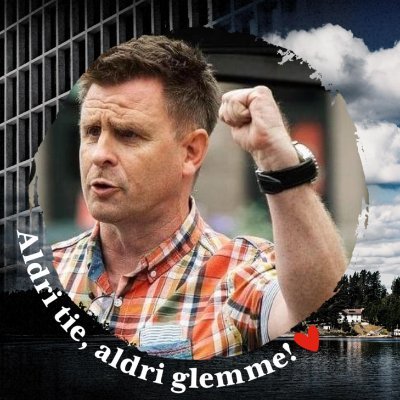 1. nestleder i Fagforbundet Oslo. Ihuga LSK-supporter både hjemme og borte. Åpen homo. Støtter alle skeive minoriteter. Antirasist. Medlem av Arbeiderpartiet.