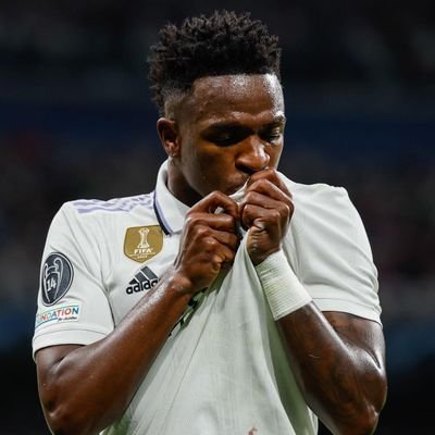 Deputy0132's profile picture. ALLAH wa RASUULU 1st.
Mom wa Dad 2nd.
Salute de familiar.
Secure the North🤲.
Madridista