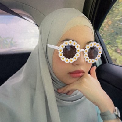 syamimimakhetar's profile picture. Walk like a shadow, smile like a cat