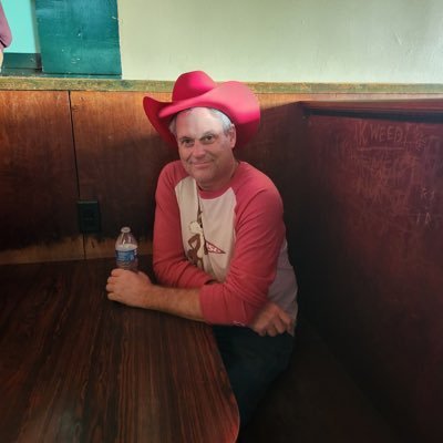 BuckSnortTesla's profile picture.