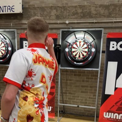 name is Jamie I’m 18 years old, on PDC development tour and Sponsored by Cuesoul, SDG, MHID ❤️. 🎯🎯🎯🎯🎯