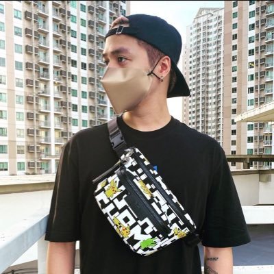 clvnxxx24's profile picture. ここに出会いはあるんか。  30歳の酒好きちょいぽっちゃり男性です。