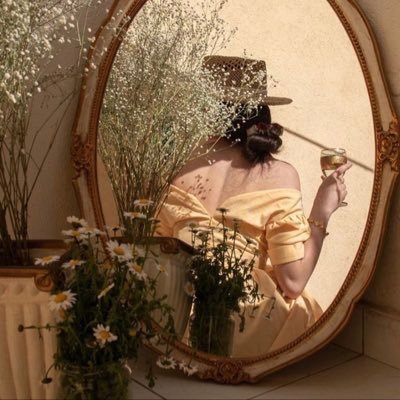 norhelal70's profile picture. لن ينتهي نبضُ الحنينِ بخافقي حتى وإن ضيّعتُ يومًا دربه