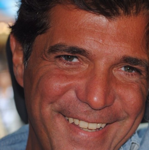 salvagalup's profile picture. La felicidad no es un estado es una forma de ser