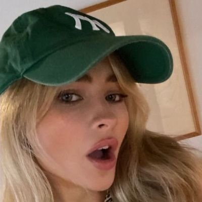#VIOLETPARR: boys are jerks and superheros suck • ♡ nessa barrett , jaden hossler , ariana grande and sabrina carpenter stan ♡ • fan account • 19 • she/her