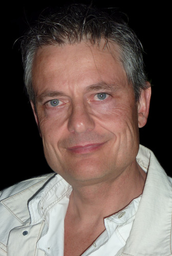 Bobycop's profile picture. HighTech - Jeux de société - Apps - Web - Soft - StartUp - Design - Photo - IA - Développement Durable - STR - Histoire - Cuisine... :-)